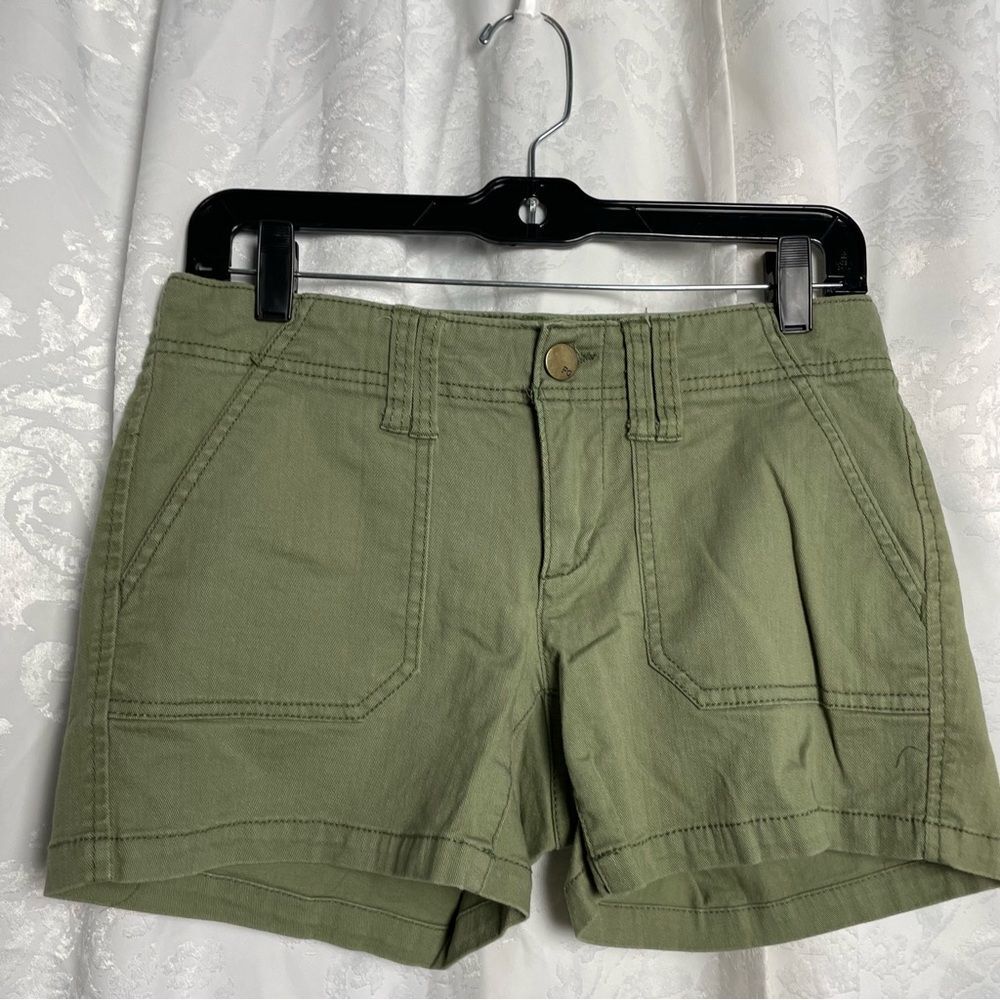 Women's Green‎ Shorts